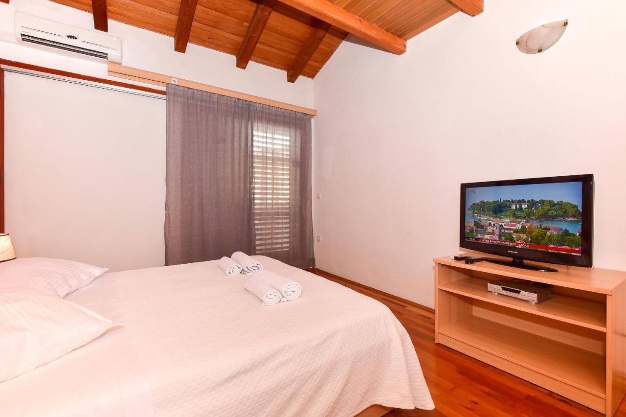 Apartmani Mate Makarska Esterno foto