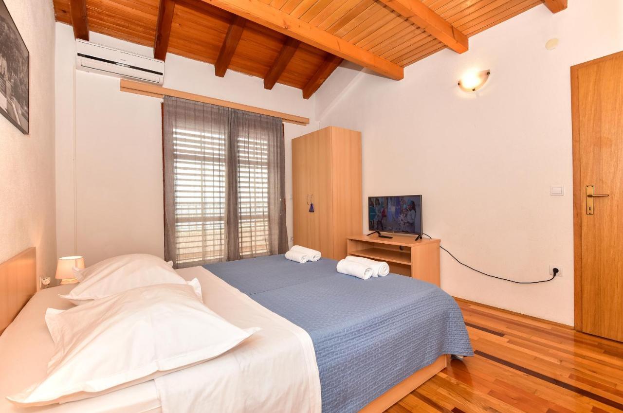 Apartmani Mate Makarska Esterno foto