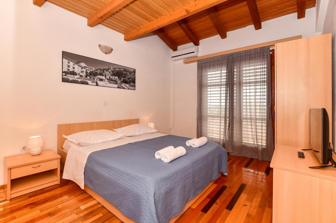 Apartmani Mate Makarska Esterno foto
