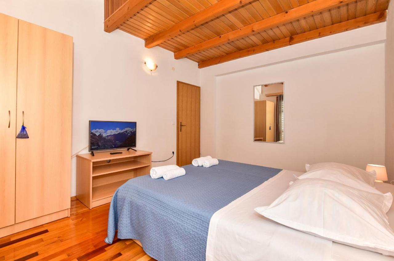 Apartmani Mate Makarska Esterno foto
