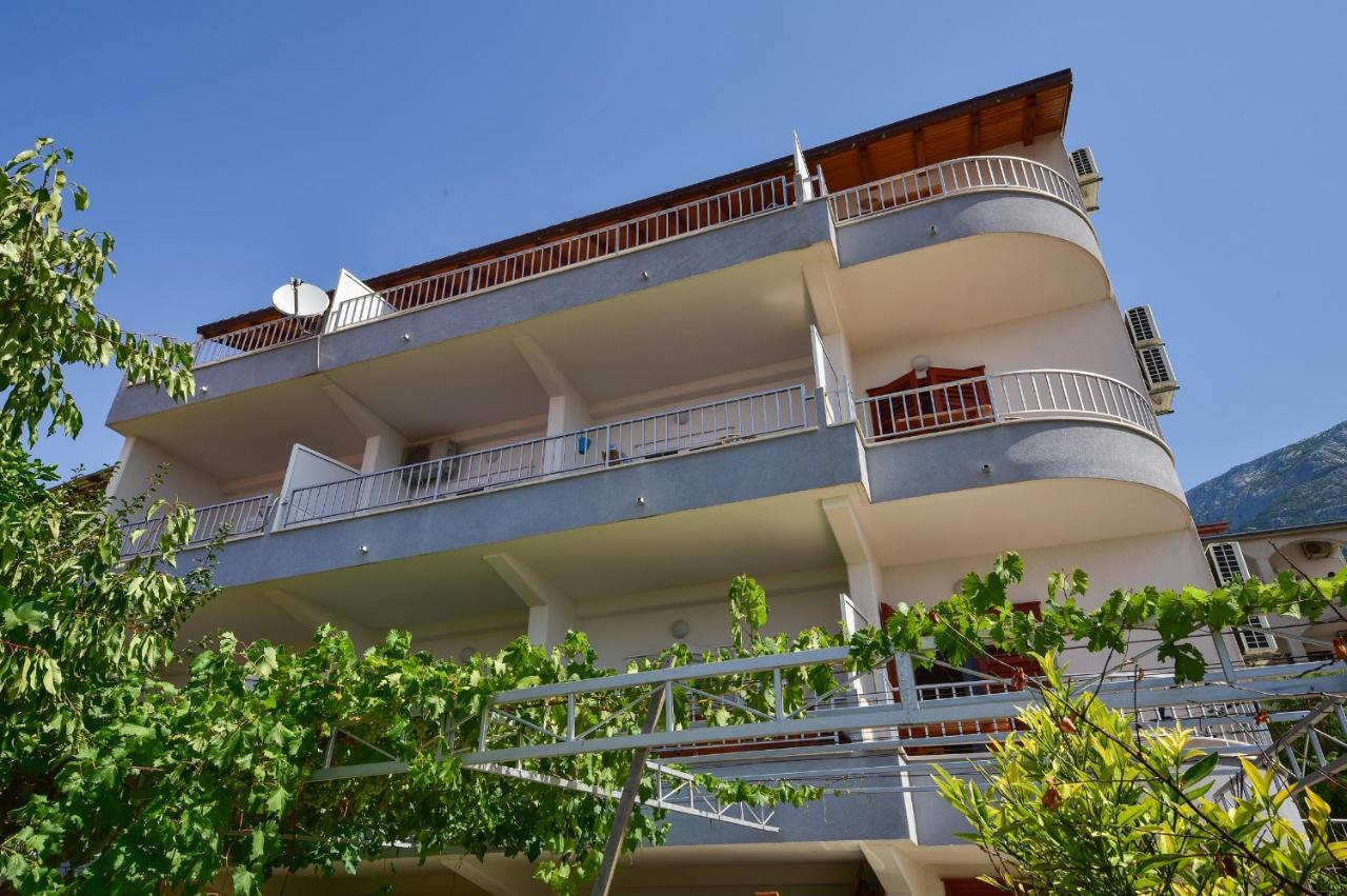 Apartmani Mate Makarska Esterno foto